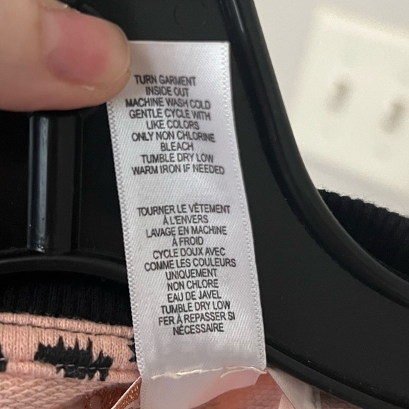 Beach Riot Ava Sweatshirt Rae Shorts Set Love Leopard - Picture 8 of 12